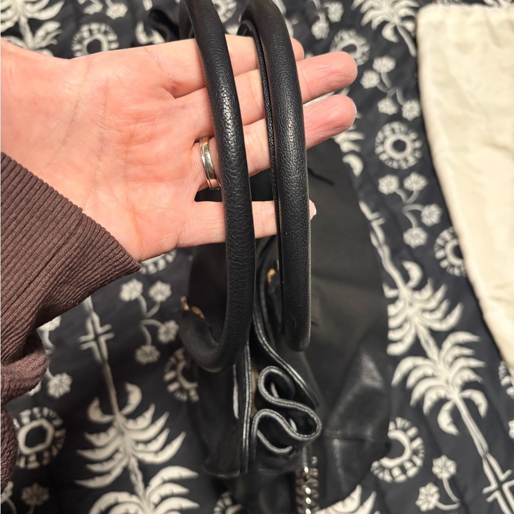Michael Kors Black Leather Shoulder Bag - Picture 5 of 12